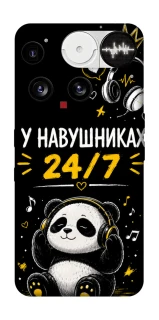 Чехол на Nothing Phone (3) У навушниках 24/7 фото 1 из 1