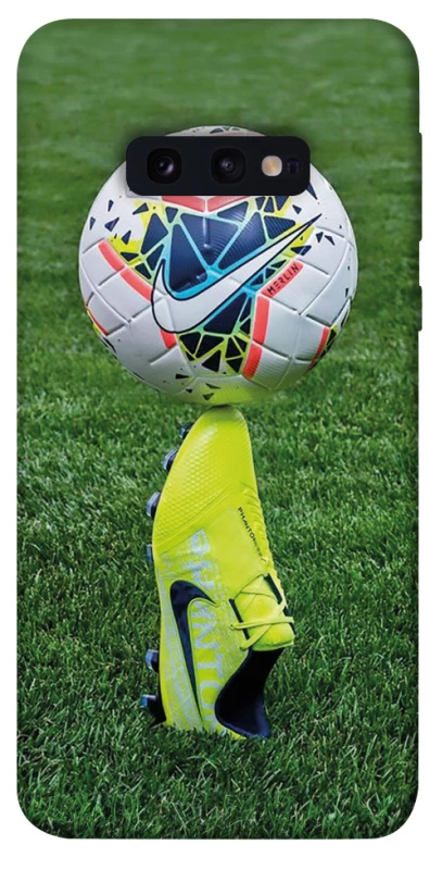 Чехол на Samsung Galaxy S10e Football Ball 2024 фото 1 из 1