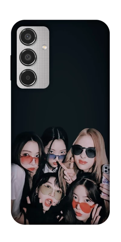 Чохол на Samsung Galaxy M35 LE SSERAFIM v3 фото 1 з 1