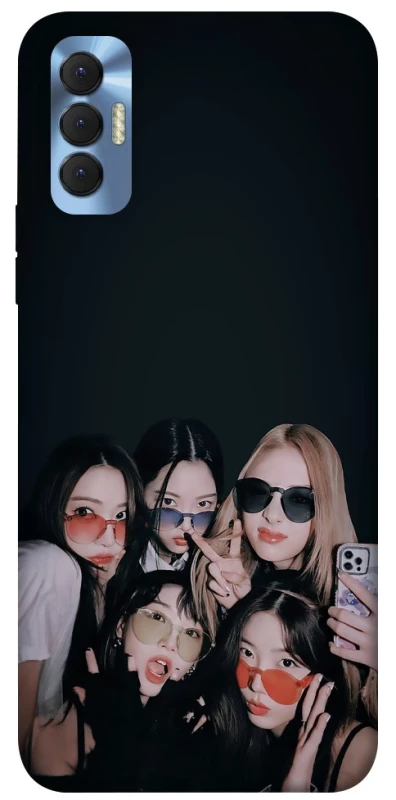 Чохол на TECNO Spark 8P LE SSERAFIM v3 фото 1 з 1