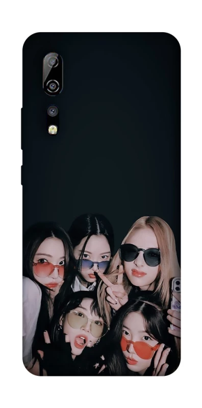 Чохол на ZTE Axon 10 Pro LE SSERAFIM v3 фото 1 з 1