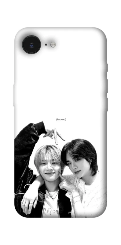Чохол на Apple iPhone 17e (6.1") HyunJin & Jeongin фото 1 з 1