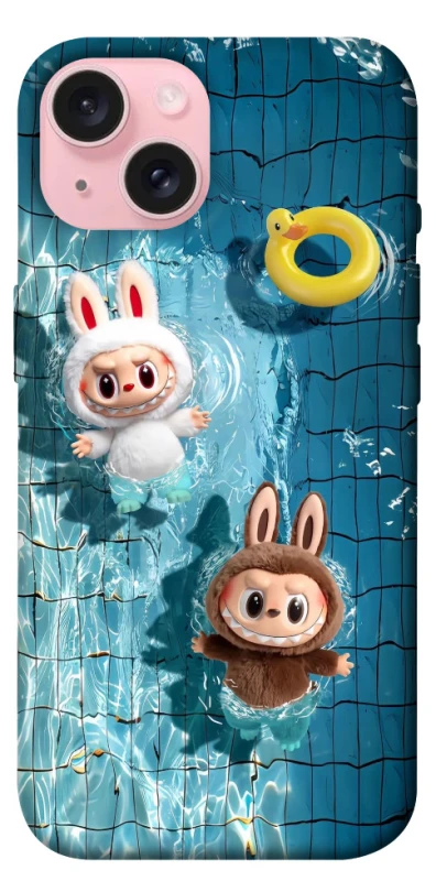 Чехол на Apple iPhone 15 (6.1") Labubu in the pool фото 1 из 1