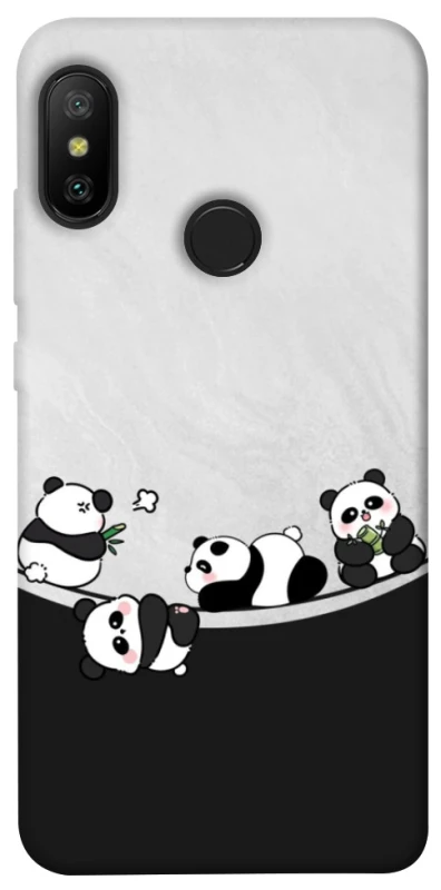 Чехол на Xiaomi Mi A2 Lite / Xiaomi Redmi 6 Pro Four pandas фото 1 из 1