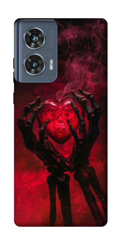Чохол на Motorola Edge 50 Heart in the hands of a skeleton фото 1 з 1