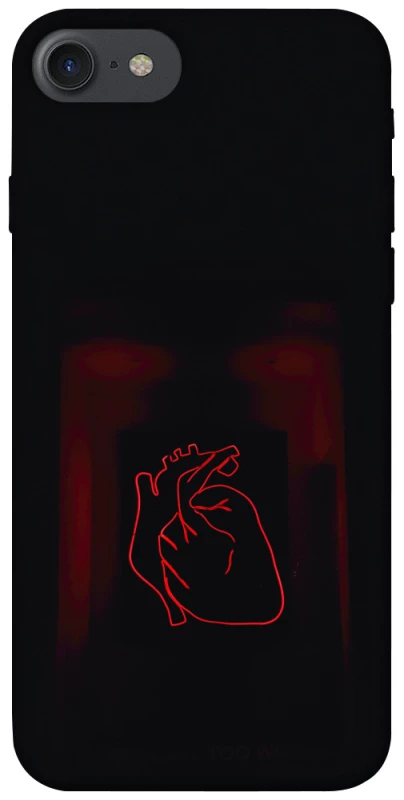 Чехол на Apple iPhone 7 / 8 (4.7") Красное сердце фото 1 из 1