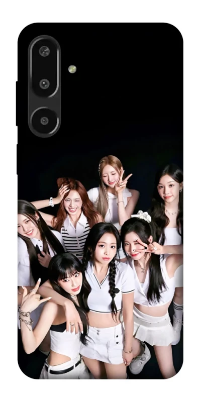 Чехол на Samsung Galaxy F16 BABYMONSTER фото 1 из 1