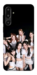 Чехол на Samsung Galaxy F16 BABYMONSTER фото 1 из 1