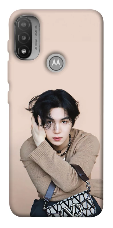 Чохол на Motorola Moto E20 Suga - BTS фото 1 з 1