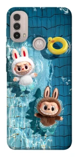 Чохол на Motorola Moto E40 Labubu in the pool фото 1 з 1