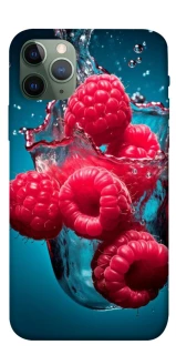 Чехол на Apple iPhone 11 Pro (5.8") Малинка в воде фото 1 из 1