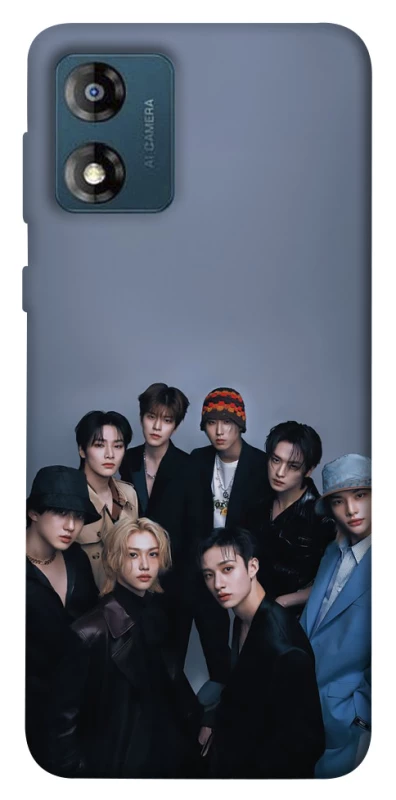 Чохол на Motorola Moto E13 Stray Kids фото 1 з 1