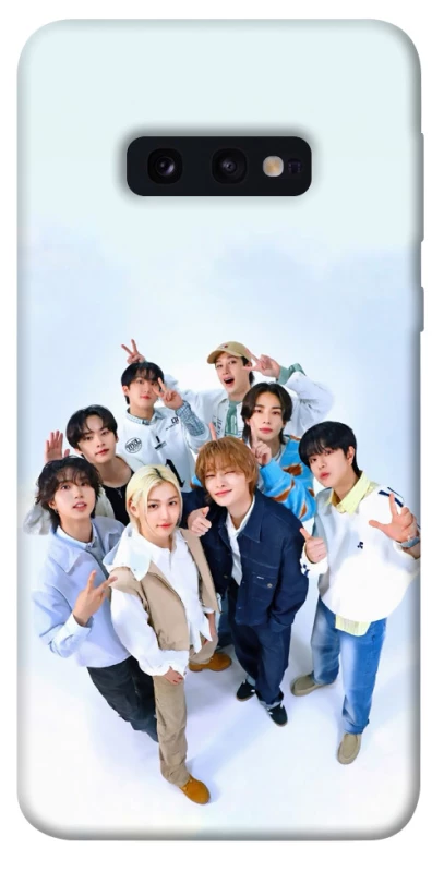 Чехол на Samsung Galaxy S10e Stray Kids v2 фото 1 из 1