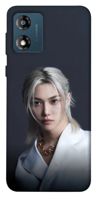 Чехол на Motorola Moto E13 Felix фото 1 из 1