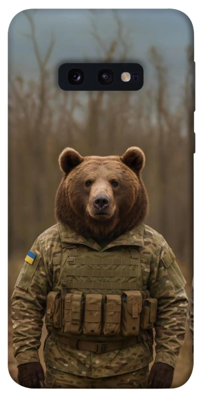 Чехол на Samsung Galaxy S10e Медведь защитник фото 1 из 1