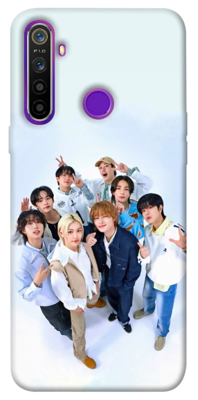 Чехол на Realme 5 Stray Kids v2 фото 1 из 1