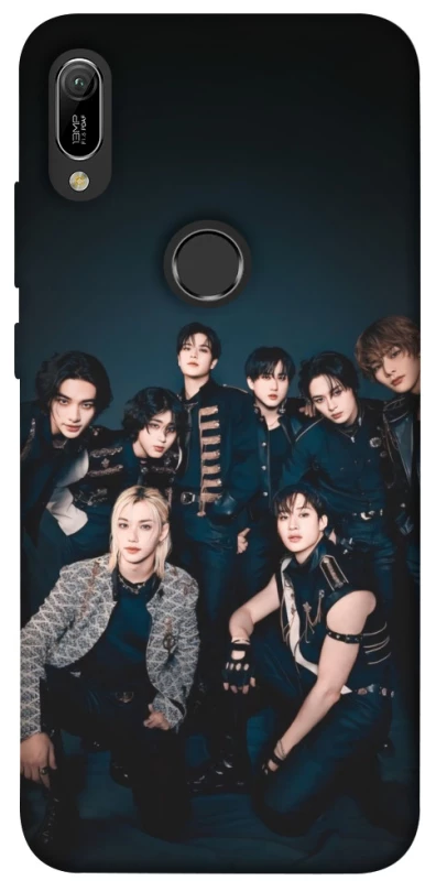 Чехол на Huawei Y6 (2019) Stray Kids United фото 1 из 1