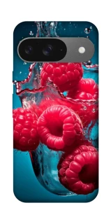 Чехол на Google Pixel 10 Малинка в воде фото 1 из 1