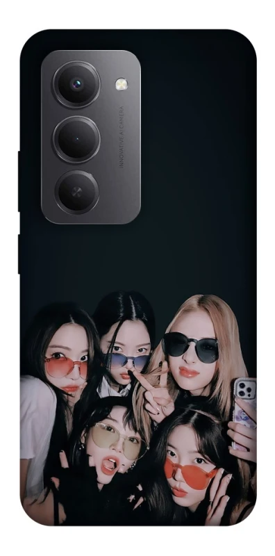 Чохол на Xiaomi Redmi 15 (EU) LE SSERAFIM v3 фото 1 з 1