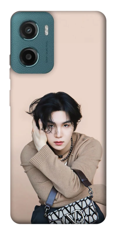 Чехол на Motorola Moto G06 Suga - BTS фото 1 из 1