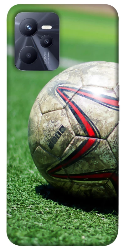 Чехол на Realme C35 Мяч на газоне фото 1 из 1