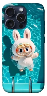 Чехол на Apple iPhone 15 Pro (6.1") Labubu in the pool ver.2 фото 1 из 1
