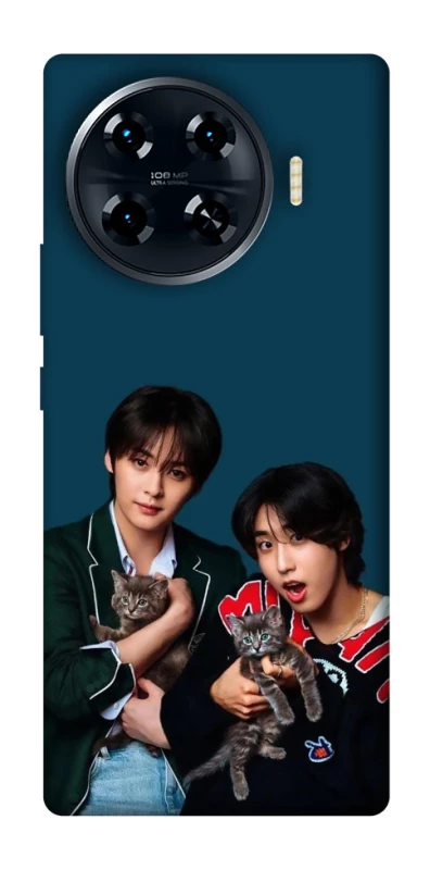 Чехол на TECNO Spark 20 Pro+ Lee Know and Han - Stray Kids фото 1 из 1