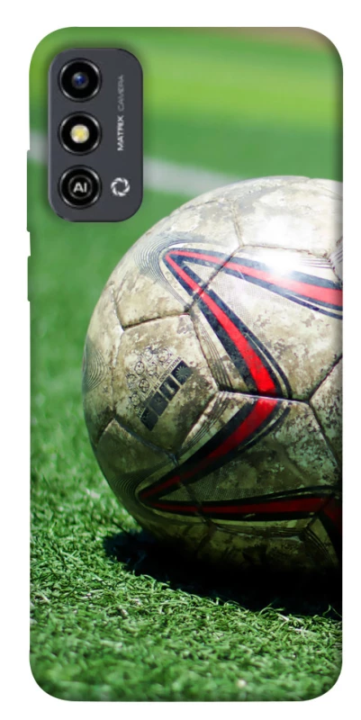 Чехол на ZTE Blade A53 Мяч на газоне фото 1 из 1