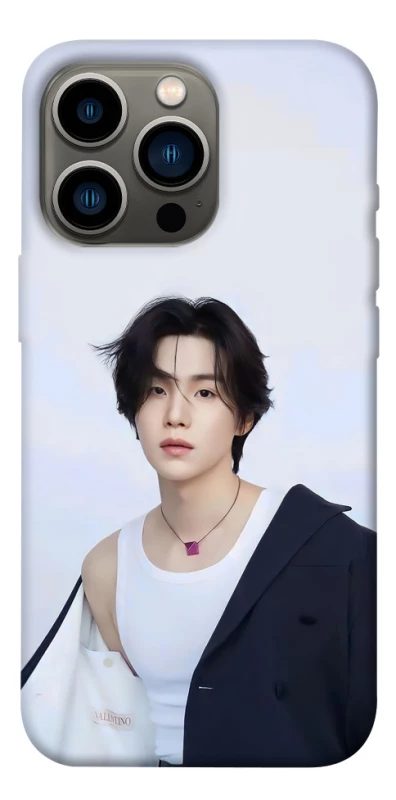 Чохол на Apple iPhone 13 Pro (6.1") Suga v2 - BTS фото 1 з 1