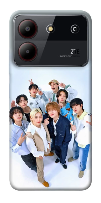Чохол на ZTE Blade A54 4G Stray Kids v2 фото 1 з 1
