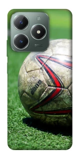 Чехол на Realme C61 Мяч на газоне фото 1 из 1