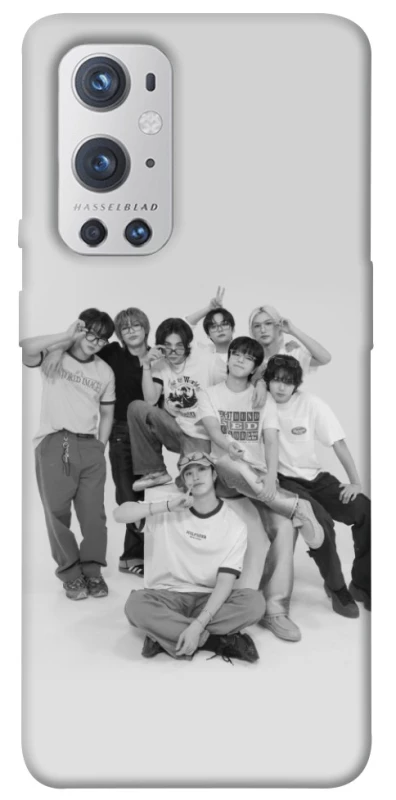 Чехол на OnePlus 9 Pro Stray Kids All Around фото 1 из 1