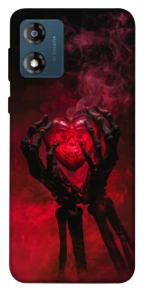 Чехол на Motorola Moto E13 Heart in the hands of a skeleton фото 1 из 1