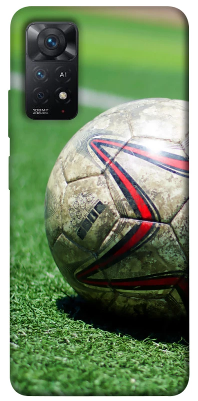 Чехол на Xiaomi Redmi Note 12 Pro 4G Мяч на газоне фото 1 из 1