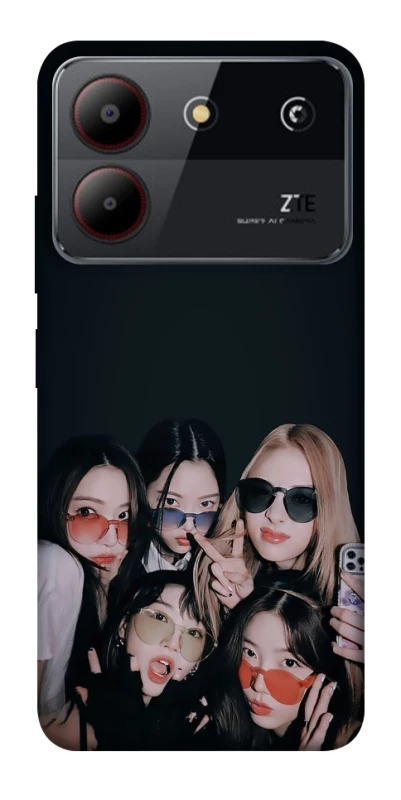 Чехол на ZTE Blade A54 4G LE SSERAFIM v3 фото 1 из 1