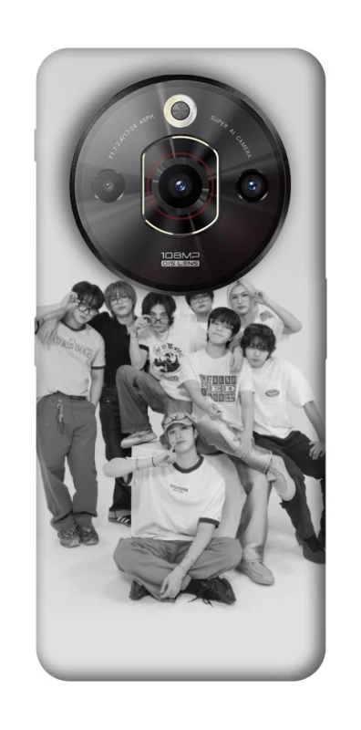 Чохол на ZTE Nubia Focus Pro Stray Kids All Around фото 1 з 1