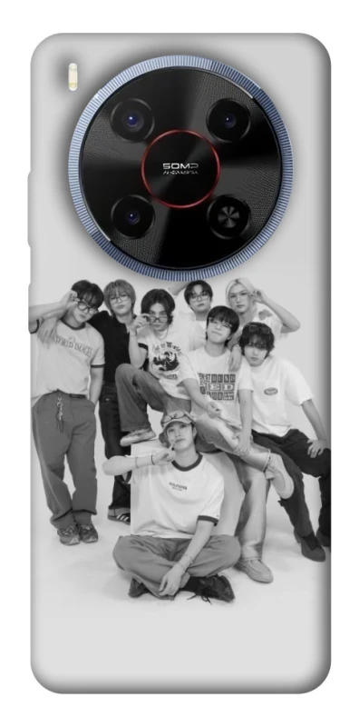 Чохол на ZTE Blade V70 Max Stray Kids All Around фото 1 з 1