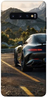 Чехол на Samsung Galaxy S10+ Car in the mountains фото 1 из 1