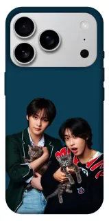 Чехол на Apple iPhone 18 Pro Max Lee Know and Han - Stray Kids фото 1 из 2
