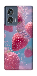 Чохол на Motorola Edge 50 Полуниця в воді фото 1 з 1