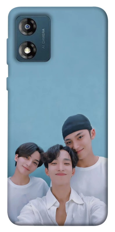 Чехол на Motorola Moto E13 Seventeen фото 1 из 1