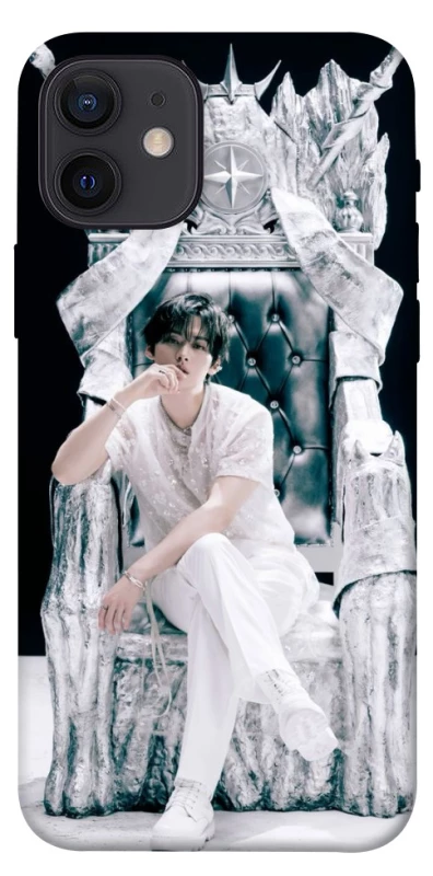 Чохол на Apple iPhone 12 (6.1") Lee Know GIANT фото 1 з 1