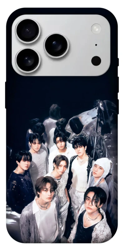 Чехол на Apple iPhone 17 Pro Max (6.9") Stray Kids v4 фото 1 из 1