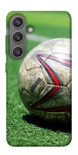 Чехол на Samsung Galaxy S24 Мяч на газоне фото 1 из 1