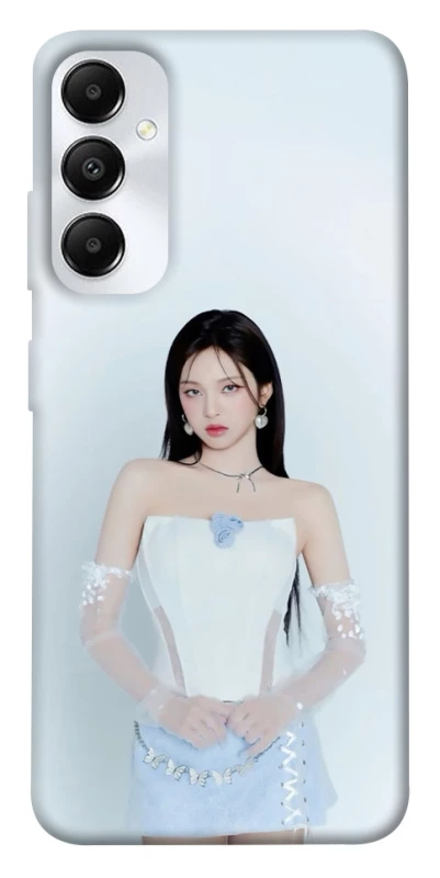 Чехол на Samsung Galaxy A05s Chiquita - BABYMONSTER фото 1 из 1