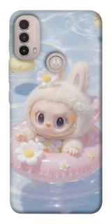 Чохол на Motorola Moto E40 Labubu swimming фото 1 з 1