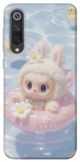 Чехол на Xiaomi Mi 9 SE Labubu swimming фото 1 из 1