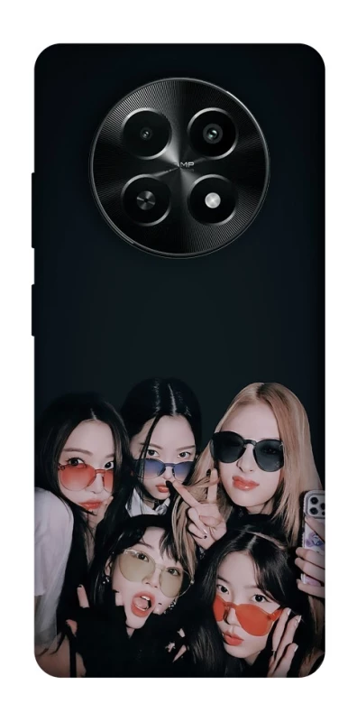 Чехол на Realme Narzo 70x LE SSERAFIM v3 фото 1 из 1