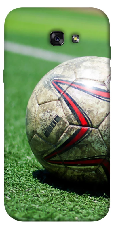 Чехол на Samsung A720 Galaxy A7 (2017) Мяч на газоне фото 1 из 1