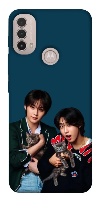 Чехол на Motorola Moto E40 Lee Know and Han - Stray Kids фото 1 из 1